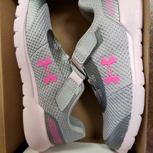 NEW Toddler girl Under Armour tennis shoe size 10